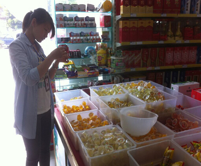 友爱镇食药所开展食用明胶专项监督检查